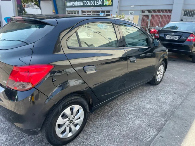 Chevrolet Onix JOY Hatch 1.0 8V Flex Mec. 4P 2019