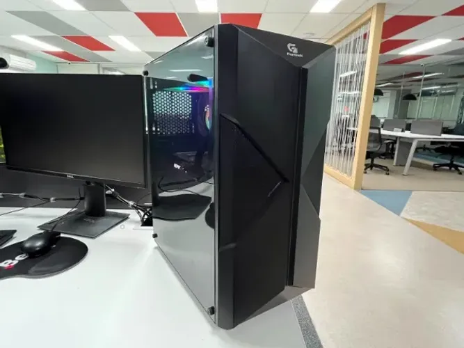 PC Gamer | Intel Core i7-14700KF | 64GB RAM | RTX 3060 | SSD 2TB | Water Cooler
