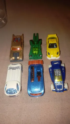 Hot Wheels acceleracers e via 35 coleção de miniaturas (meu numero p/ fotos *45)
