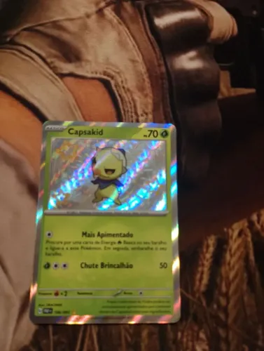 Carta Pokémon capsakid em ótimo estado