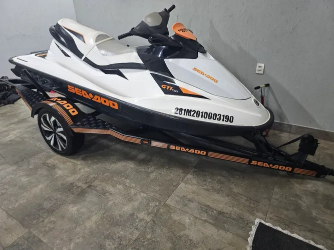 Jet-ski gti seadoo 2010