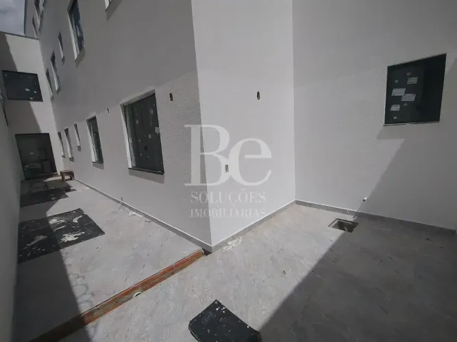 CASA GEMINADA 03 QUARTOS 01 SUÍTE CHÁCARAS CALIFÓRNIA VENDA