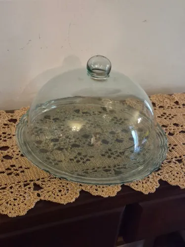 Boleira de Vidro - Elegante e Sofisticada