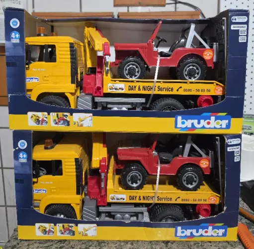 Caminhão Guincho MAN Brinquedo Premium Bruder Escala 1:16