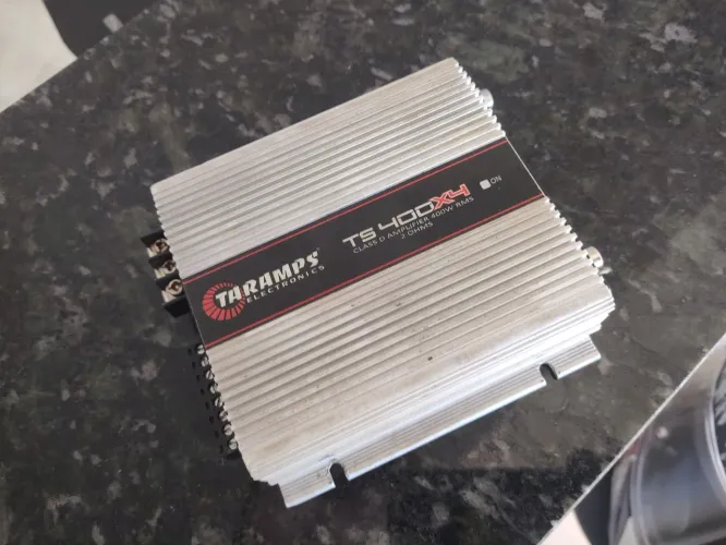 Potencia digital Taramps TS 400 de 4 canais