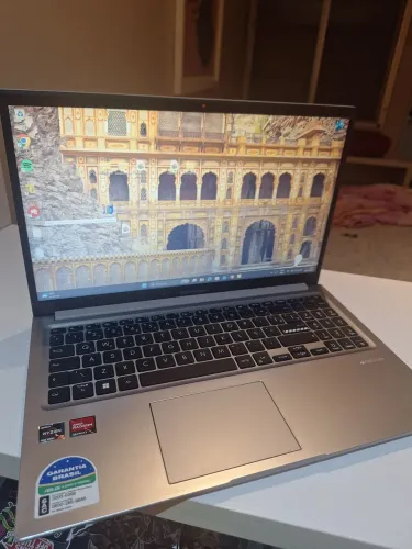 Noteebok AMD RYZEN 7 7730U 20GB