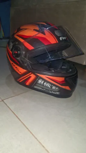 VENDO CAPACETE FW3 GT R1