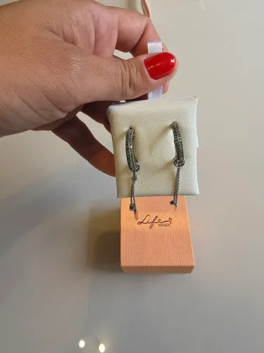 Brincos vivara prata e pedras verdes