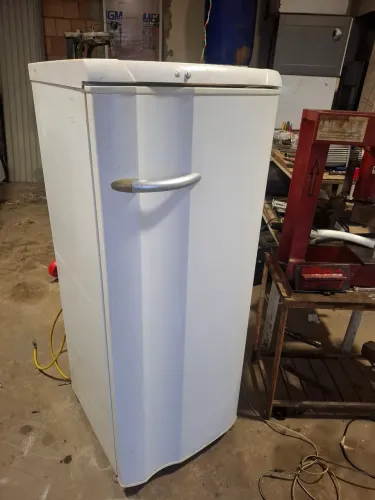 Geladeira Electrolux 240 Litros