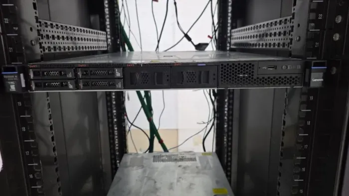 SERVIDOR LENOVO X3550 M5