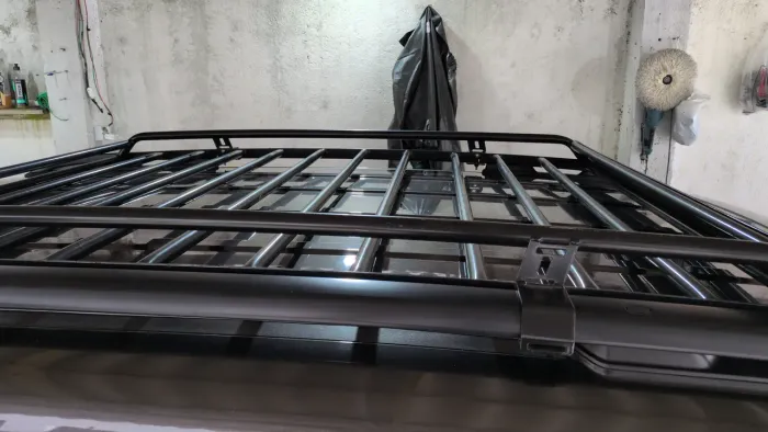 Rack de teto para carro - ótimo estado