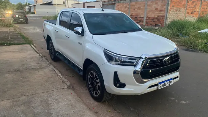 Toyota Hilux CD SRX 4X4 2.8 TDI 16V Diesel Aut. 2022