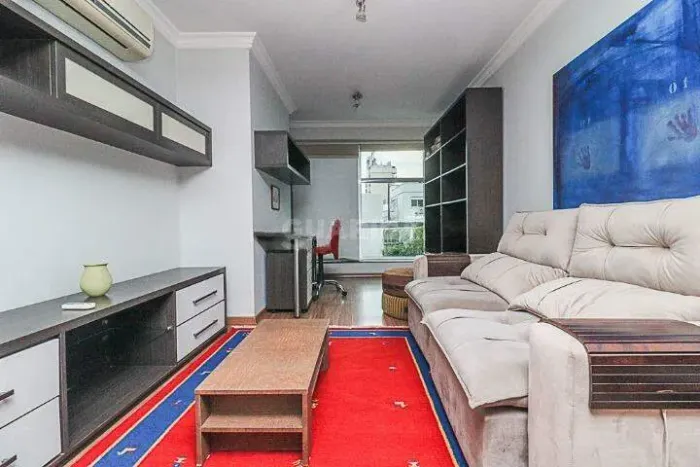 Apartamento mobiliado de 1 dormitório para locação no bairro Moinhos de Vento, em Porto Al