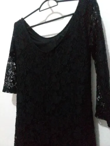 Vende-se roupa feminina nova