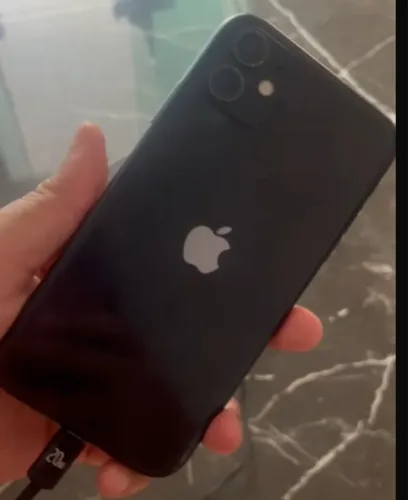 iPhone 11 preto