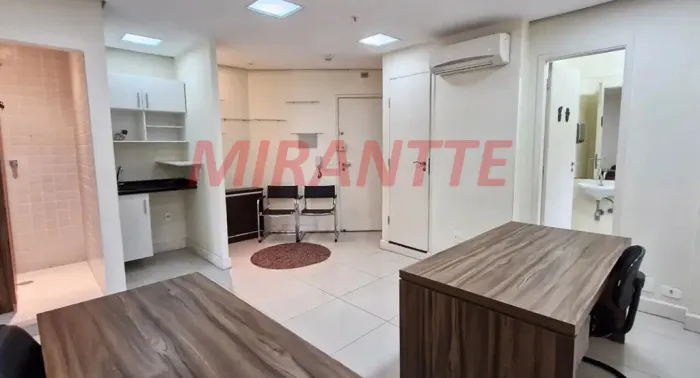 Comercial de 38m² em Água Fria