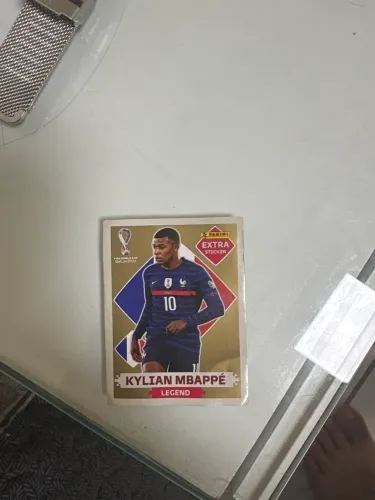 Figurinha mbappe ouro copa 2022