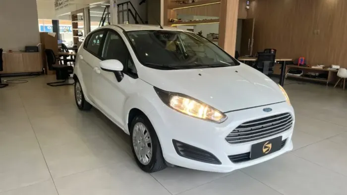 Ford Fiesta 1.5 16V Flex Mec. 5P 2015