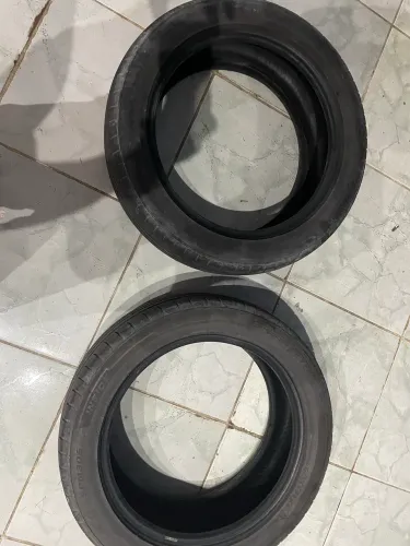 Pneu R17 205/55 speed max 250,00