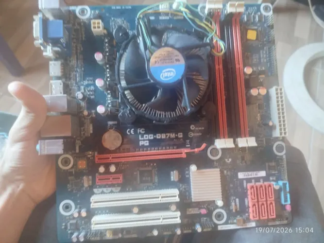 VENDO PLACA MÃE (COM DEFEITO) + PROCESSADOR E COLLER