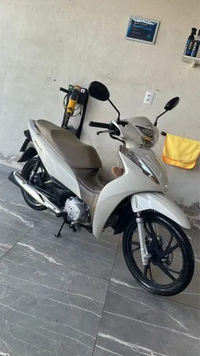 Vende-se Biz 125 2021