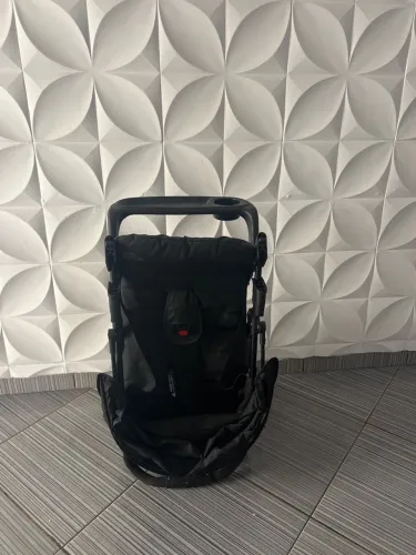 Carrinho de bebê da Cosco