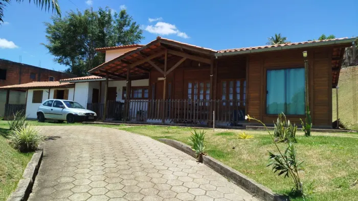 Casa com 3 suítes, 1308 m² área de terreno por R$750.000,00 - Balança - Simão Pereira/MG