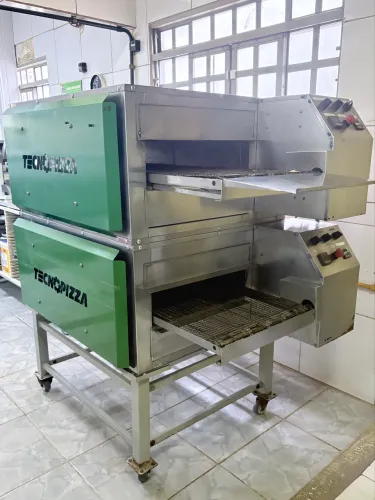 Forno esteira a gás