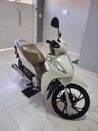 Biz 2022 IMPECÁVEL! Apenas 7.000 km rodados! R$ 16.800