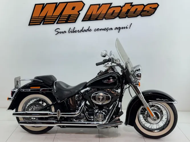 HARLEY-DAVIDSON SOFTAIL DELUXE