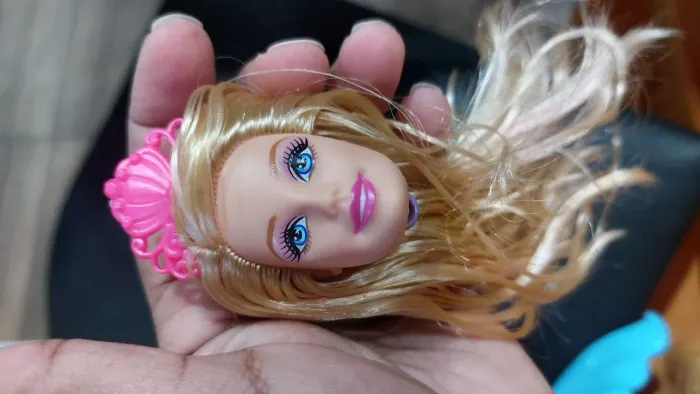 Barbie Sereia Lumina