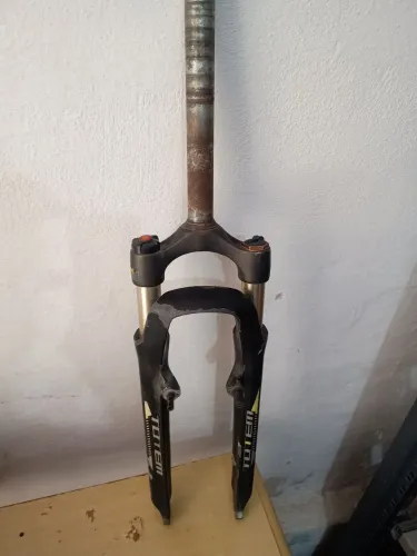 Garfo de suspensão aro 26