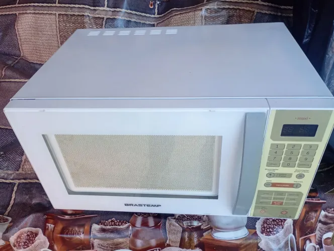Microondas 30 litros usado