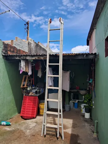 Escada grande *