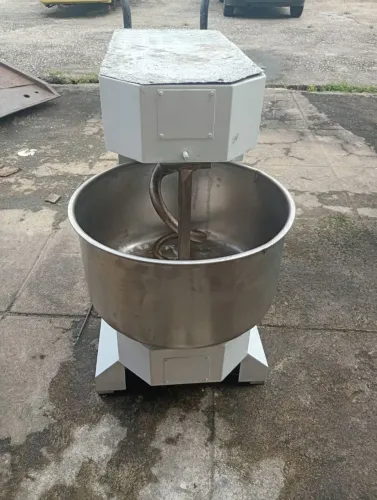 Masseira aspiral Venâncio 40 kg de massa pronta 25 de farinha