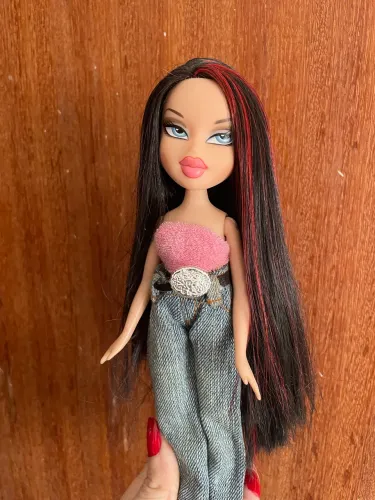 Boneca Bratz