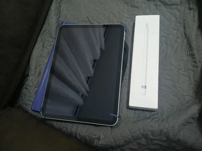 iPad usado + Apple pencil e a capa.