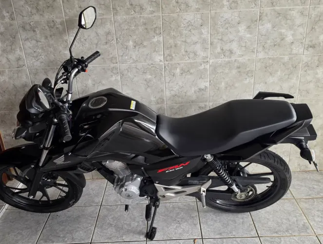 HONDA FAN 2025/2025 PLACA 8 ,EMPLACADA ATE 2026