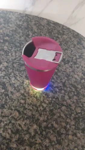 Copo com caixa de som (Não faço entrega)