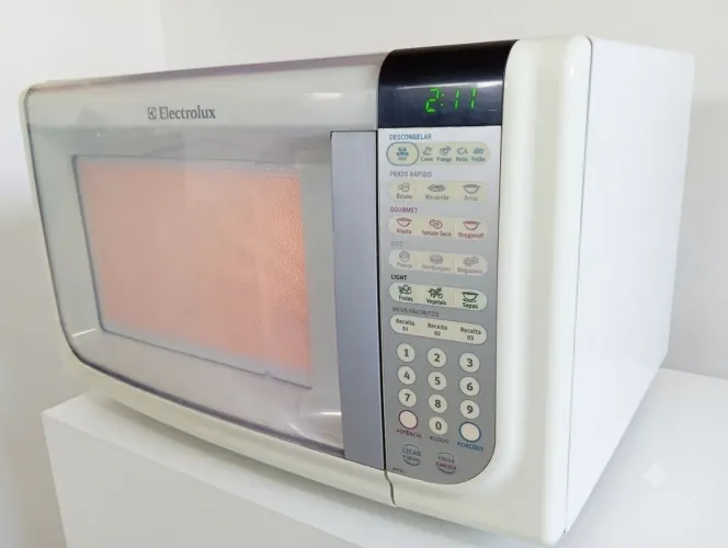 Microondas Electrolux 31 litros 