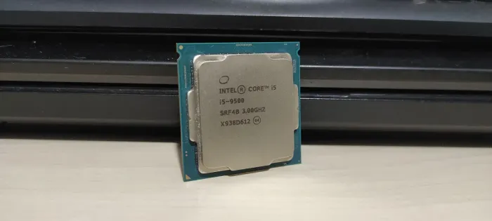 Processador Intel Core i5 9500 - 9ª Geração