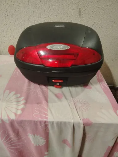 Baú Givi E450 - 45 Litros - Excelente