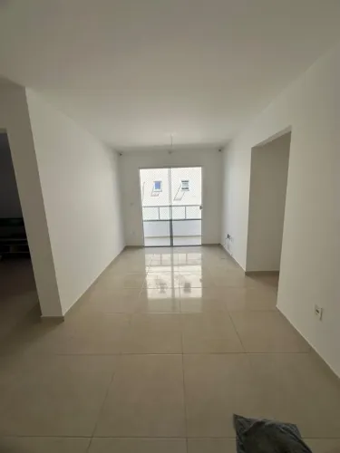 VENDO APTO 2 QTS C SUITE 4° ANDAR NO JOCKEY DE ITAPARICA