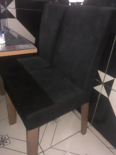 Mesa com 4 cadeiras