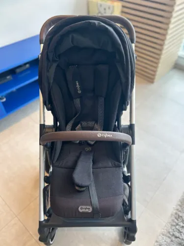 Carrinho de bebê com bebê conforto CYBEX Balio S