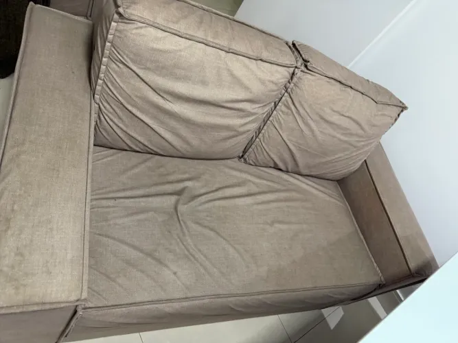 Sofá de 2 lugares 