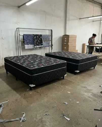 Vendo Cama box Conjugada Casal e Solteiro, Direto Da Fabrica, FRETE GRATIS Paga na entrega
