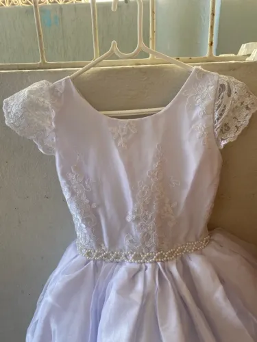 Vestido branco para criança