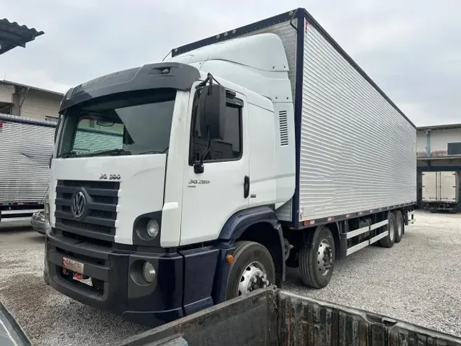 Volkswagen 30.280 8x2 ano 2020