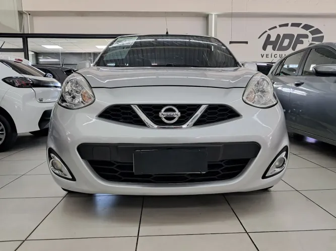 Nissan March SV 1.6 16V Flex Fuel 2016